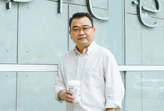 Vico Lomar, Co Founder dan CEO Fore Coffee